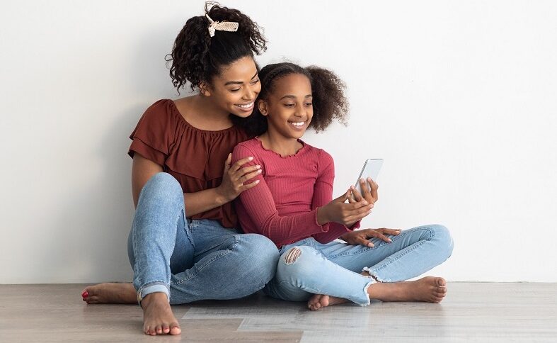 motheranddaughter